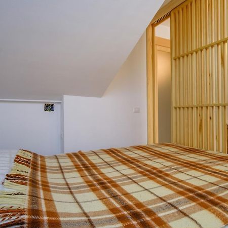 Elegant Apartment Iris Mali Lošinj Eksteriør bilde